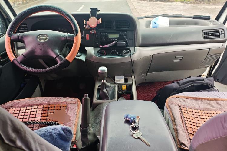 Used Jinbei Hiace 2016 2.0L Express Series Standard Version V19
