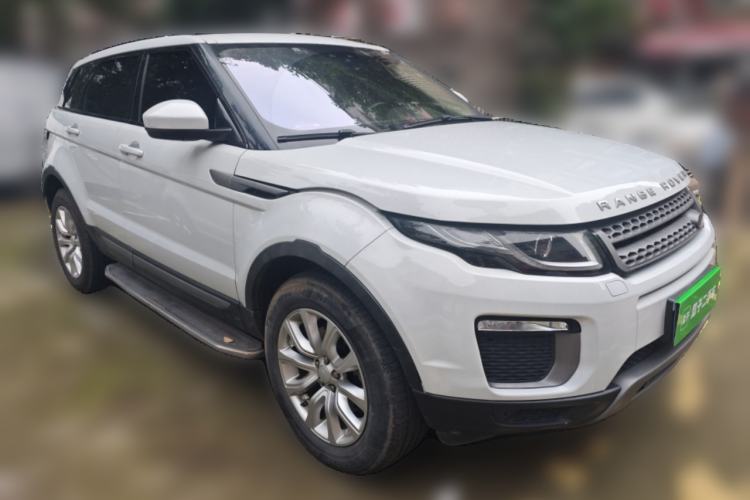 Used Land Rover Range Evoque 2017 2.0T PURE Style Edition Front Right 45 Deg