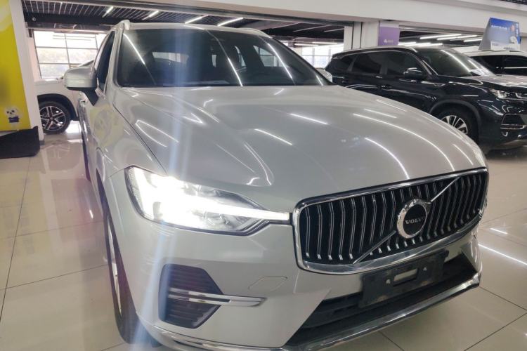 Used Volvo XC60 2022 B5 4x4 Zhiyi Luxury Edition
