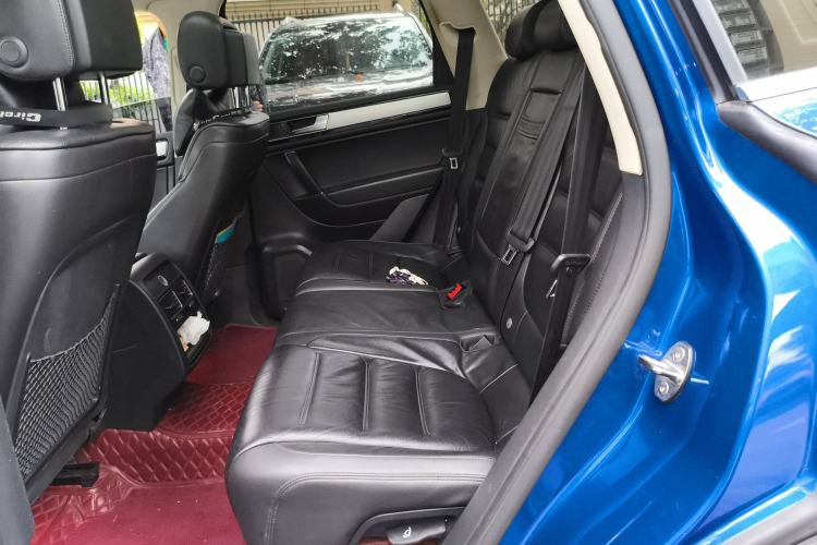 Used Volkswagen Touareg 2018 3.0 TSI Glory Collection Edition
