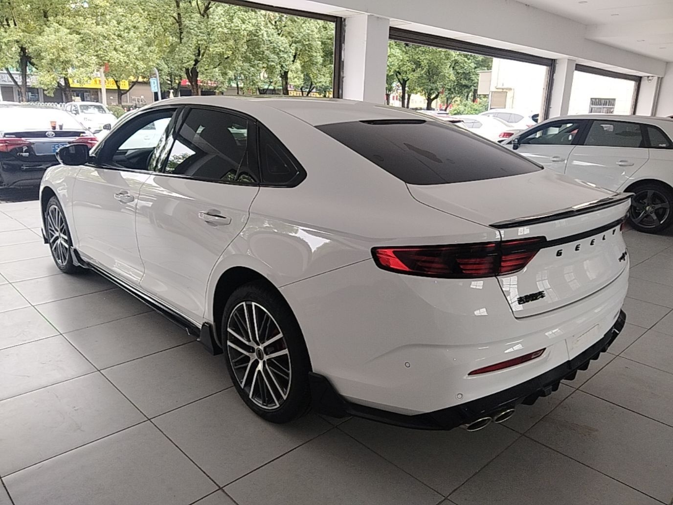 Geely Auto Preface 2024 2.0TD Qingyun Edition — снимка 4