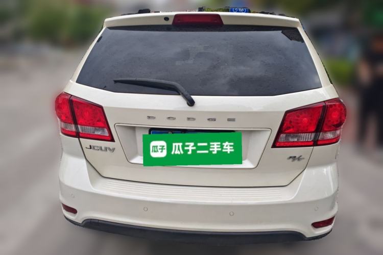 Used Dodge Journey 2013 2.4L Two-Wheel Drive Luxury Version
