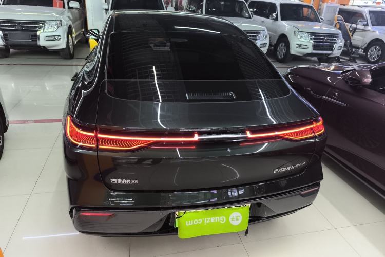 Used Geely Galaxy 8 2025 130km EM-P Starship Edition Rear