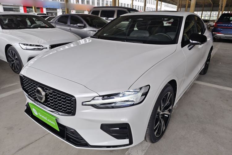 Used Volvo S60 2026 Model B4 Zhiyuan Sport Edition