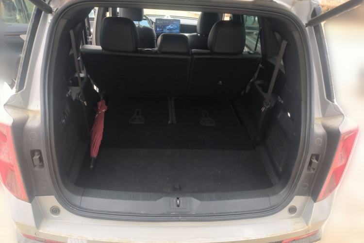 Used GAC Trumpchi GS8 2022 Linghang Series 2.0 TGDI Two-Wheel-Drive Luxury Smart Connectivity Version (7 Seats)
