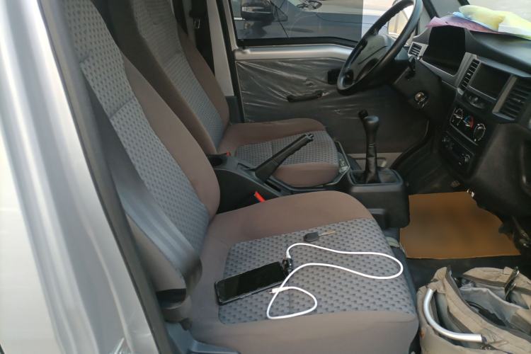 Used Wuling Zhiguang 2023 1.5L Utility Version with Enclosed Windows 2 Seats