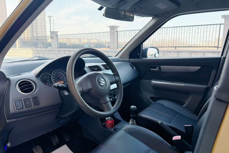 Used Suzuki Swift 2016 1.5L Manual Fashion Edition Cool Play Version