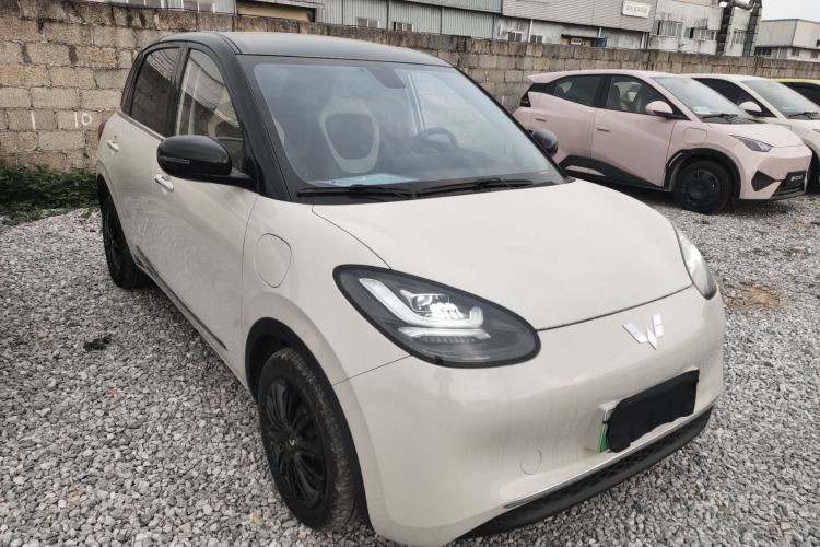 Used Wuling Bingo 2023 410 km Lingxi Deluxe Edition
