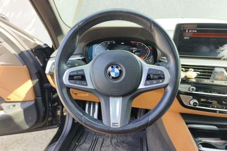 Used BMW 5 Series 2022 Restyled 525i M Sport Package

