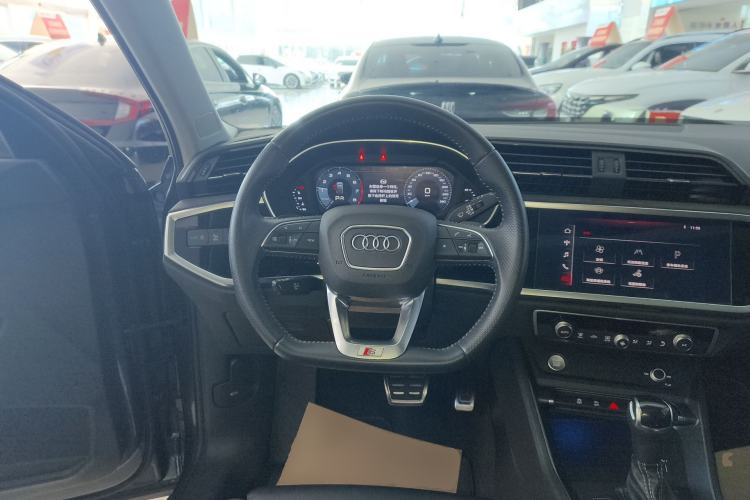 Used Audi Q3 Sportback 2020 40 TFSI Fashion Model
