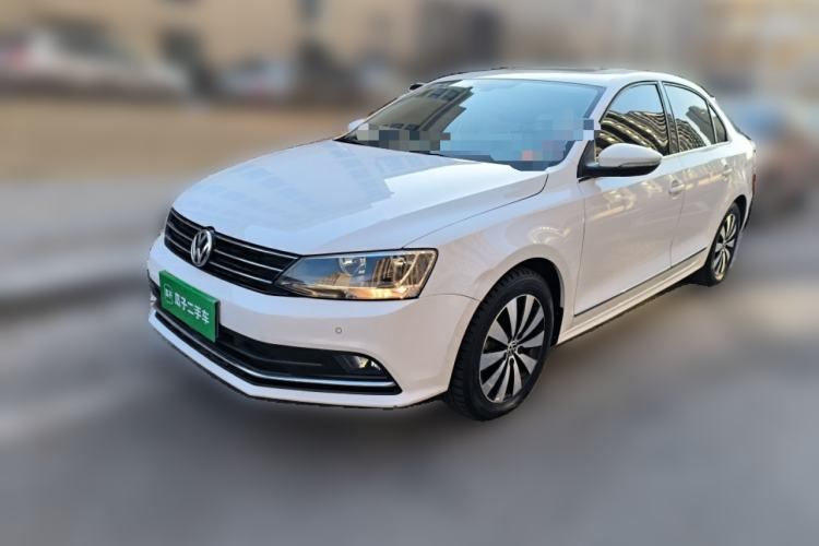 Used Volkswagen Sagitar 2015 230TSI Automatic Luxury Model