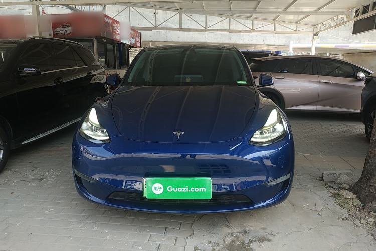 Used Tesla Model Y 2021 Long-Range All-Wheel-Drive Version