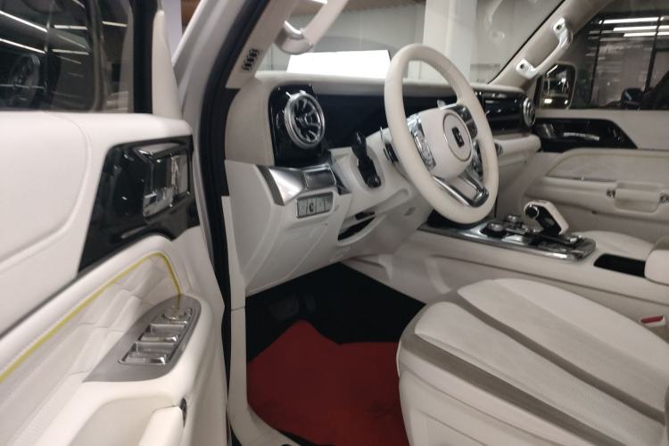 Used Cyberspace Tank 300 2021 2.0T Cyber Tank