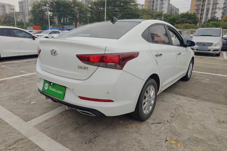 Used Hyundai Verna (new generation) 2016 1.4L Automatic Cool Edition GLS Rear Right 45 Deg