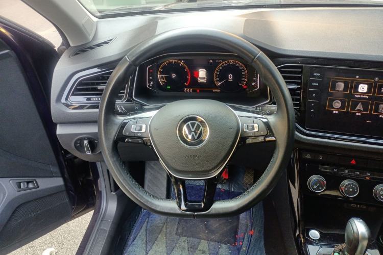 Used Volkswagen T-ROC 2022 280TSI DSG Two-Wheel Drive Elite PLUS
