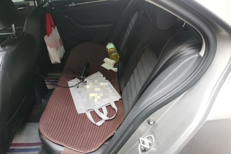 Used Volkswagen Sagitar 2017 230TSI Automatic Luxury Edition
