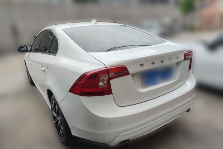 Used Volvo S60 2018 S60L T3 Smart Progress Edition Rear Left 45 Deg