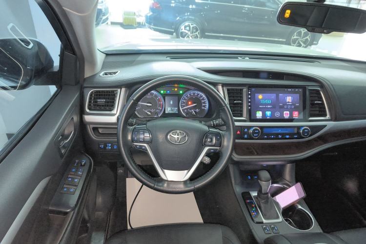 Used Toyota Highlander 2015 2.0T Four-Wheel Drive Luxury Edition 7-Seater