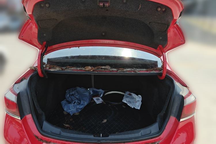 Used Chevrolet Cruze 2015 1.5L Automatic Luxury Edition Trunk