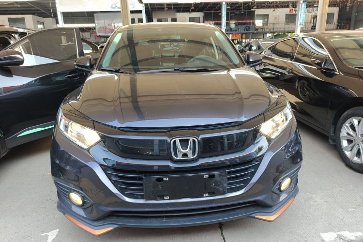 Used Honda Vezel 2022 1.5L CVT Phantom Night Pioneer Edition
