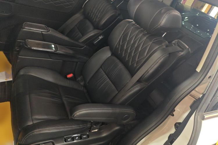 Used Honda Elysion 2019 2.0L Hybrid Luxury Edition