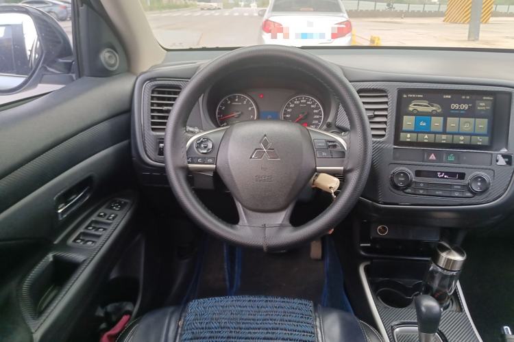 Used Mitsubishi Outlander 2021 2.0L Two-Wheel Drive Comfort Edition 5 Seats