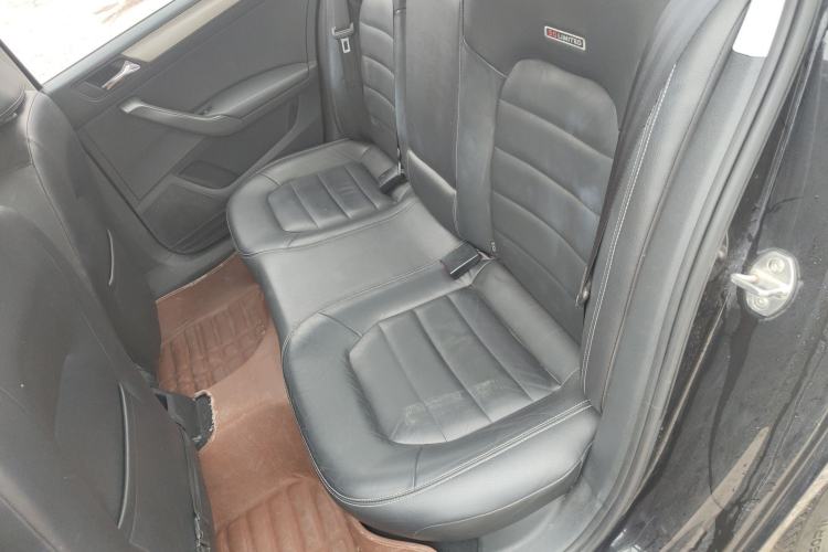 Used Volkswagen Santana 2015 1.6L Automatic Comfort Edition Left Rear Seat