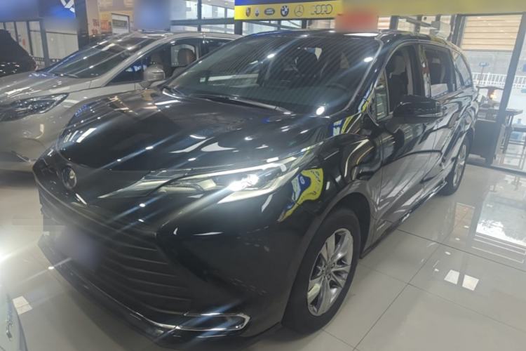 Used Toyota SIENNA 2023 2.5L Hybrid Comfort Edition
