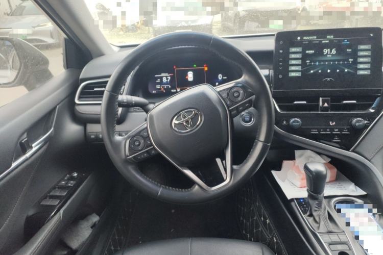 Used Toyota Camry 2021 2.5G Luxury Edition Steering Wheel