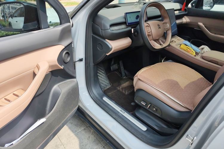 Used Nio ES6 2023 75 kWh
