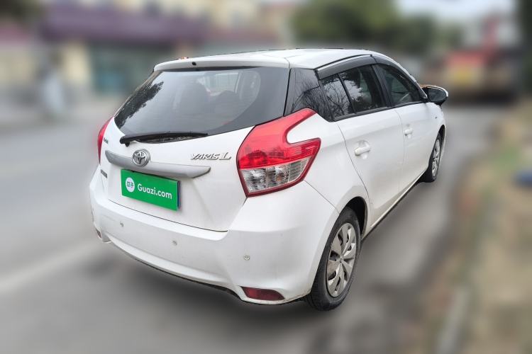 Used Toyota YARiS L Zhi Xuan 2015 1.5E Automatic Charm Edition