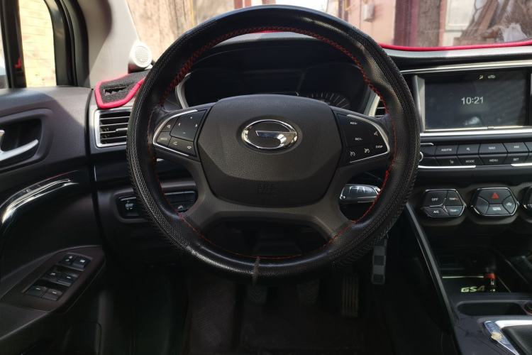 Used GAC Trumpchi GS4 2017 235T Manual Two-Wheel Drive Luxury Edition
