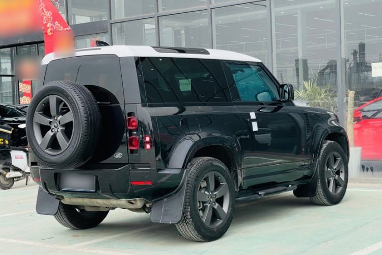 Used Land Rover Defender 2023 Facelift 90 3.0T P400 XS Exterior 6