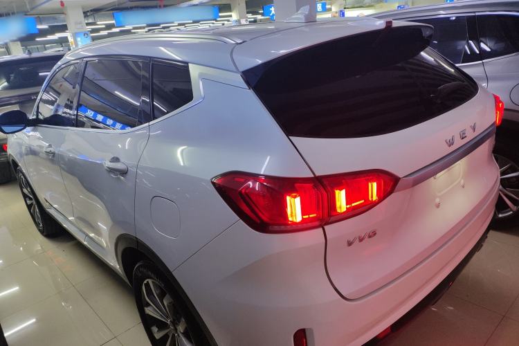 Used Wey VV6 2018 2.0T Two-Wheel-Drive Ultra-Luxury Version China V Standard
