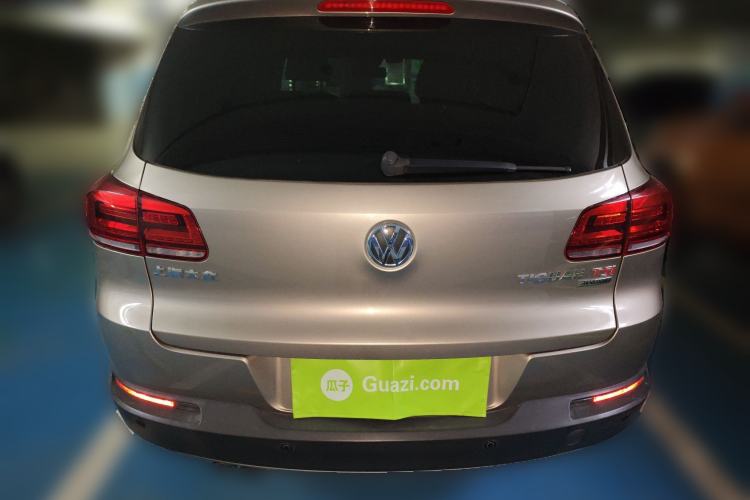 Used Volkswagen Tiguan L 2013 2.0 TSI Automatic All-Wheel-Drive Flagship Edition
