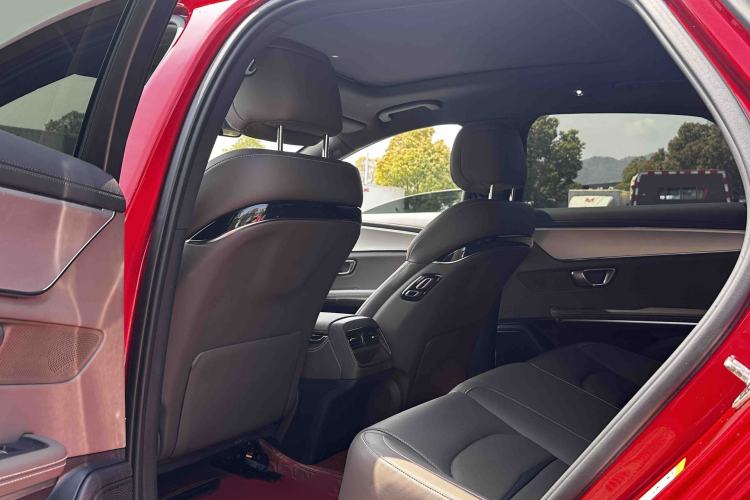 Used BYD Han 2020 EV Long-Range Luxury Model Interior 2