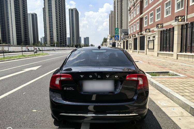 Used Volvo S60 2014 S60L 2.0T Zhiyuan Edition