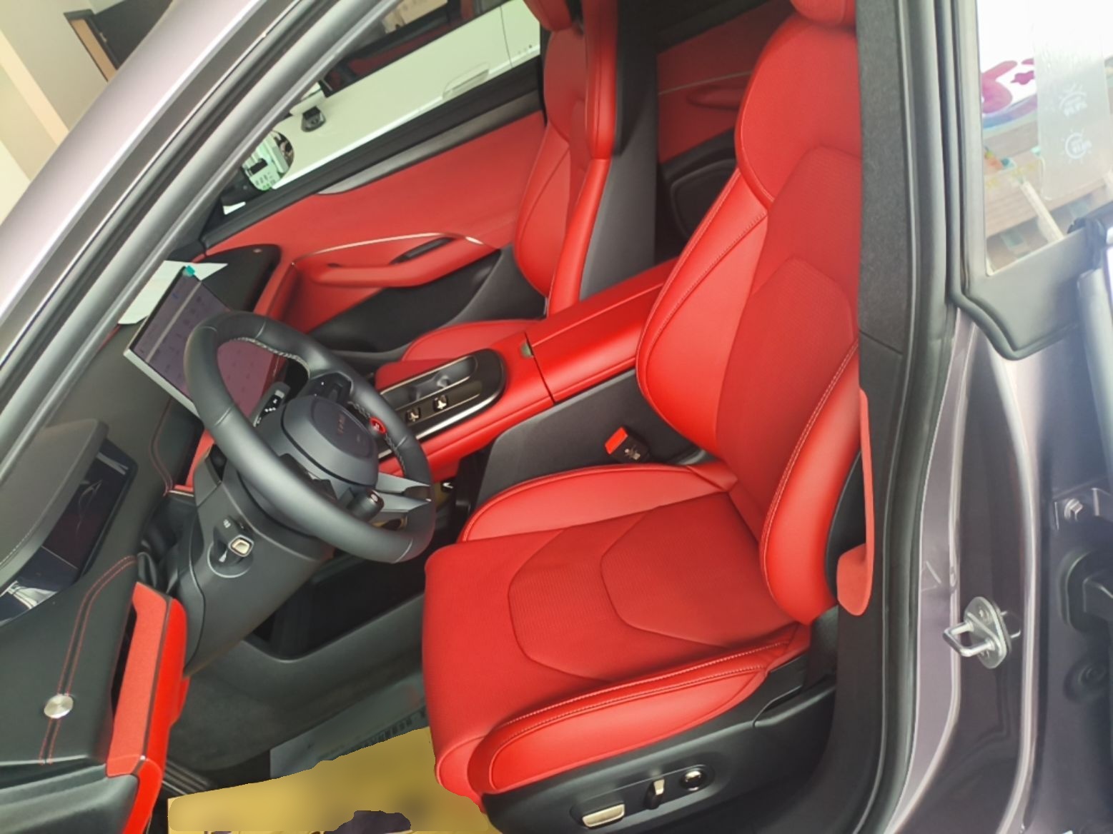 Xiaomi Auto SU7 2024 Rear-Drive Ultra-Long Range Advanced Pro-Level Intelligent Driving Version — снимка 17