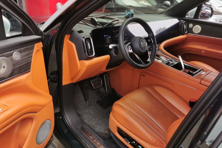 Used Hima AITO M9 2024 Range-Extended Ultra Version 42 kWh 6-Seater Model Driver Seat