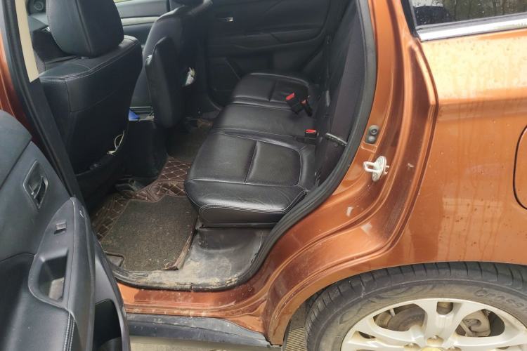 Used Mitsubishi Outlander 2013 2.4L 4x4 Luxury Navigation Edition 5 Seats
