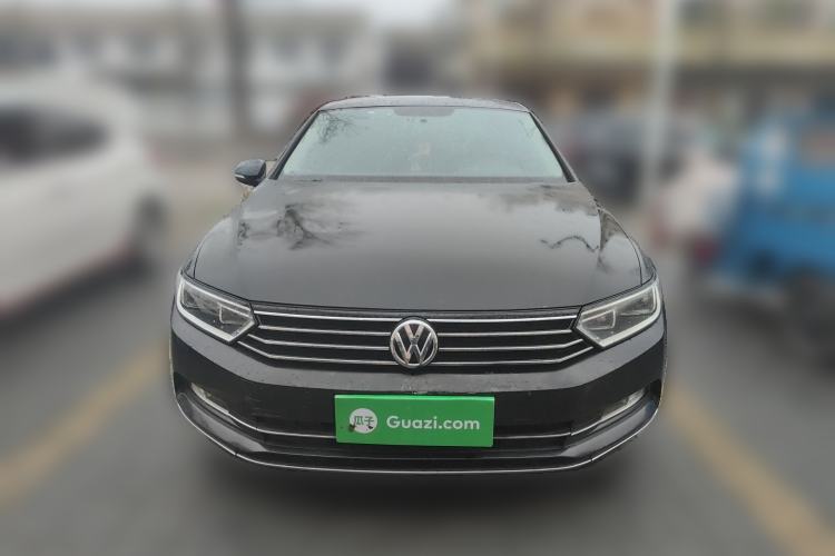 Used Volkswagen Magotan 2018 280TSI DSG Comfort Model Front