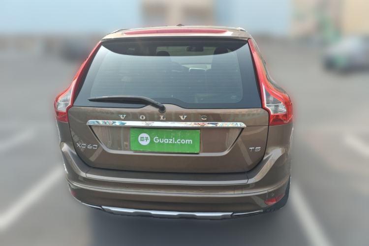 Used Volvo XC60 2015 T5 Smart Upgrade Model
