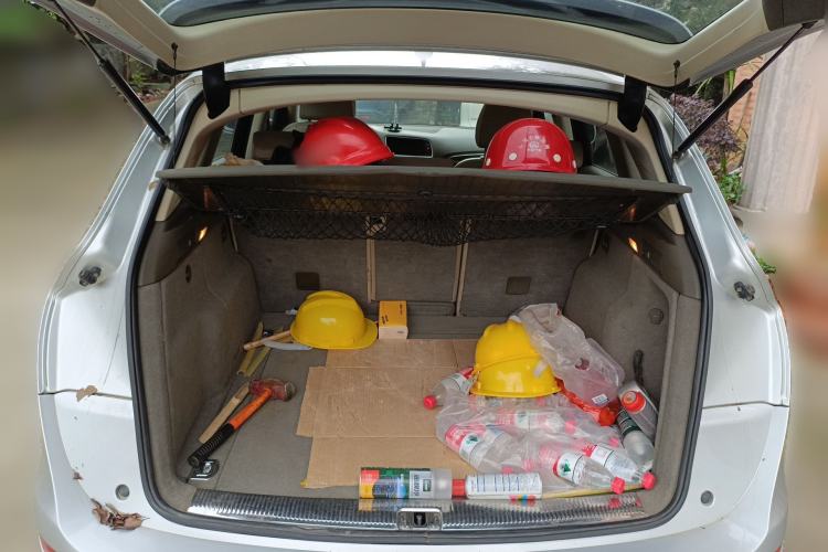 Used Audi Q5 2011 2.0TFSI Comfort Version Trunk