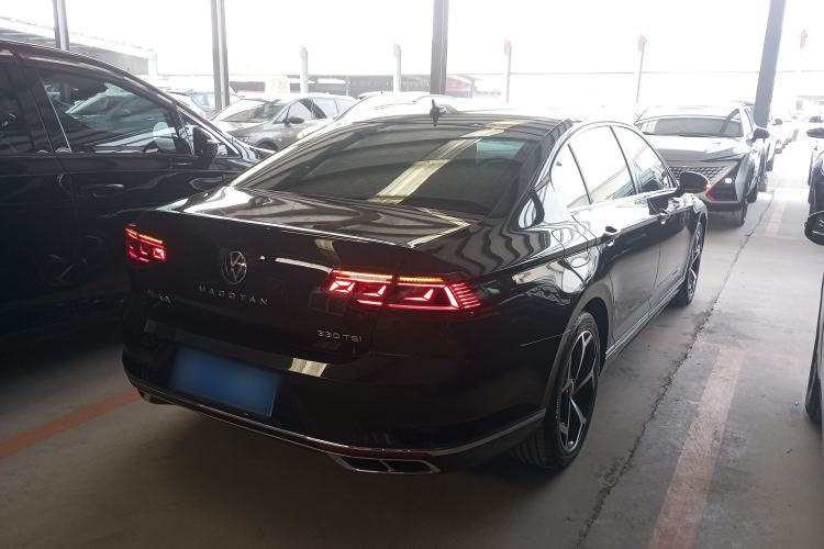 Used Volkswagen Magotan 2023 2 Million Units Limited Edition 330TSI DSG Leading Version Rear Right 45 Deg