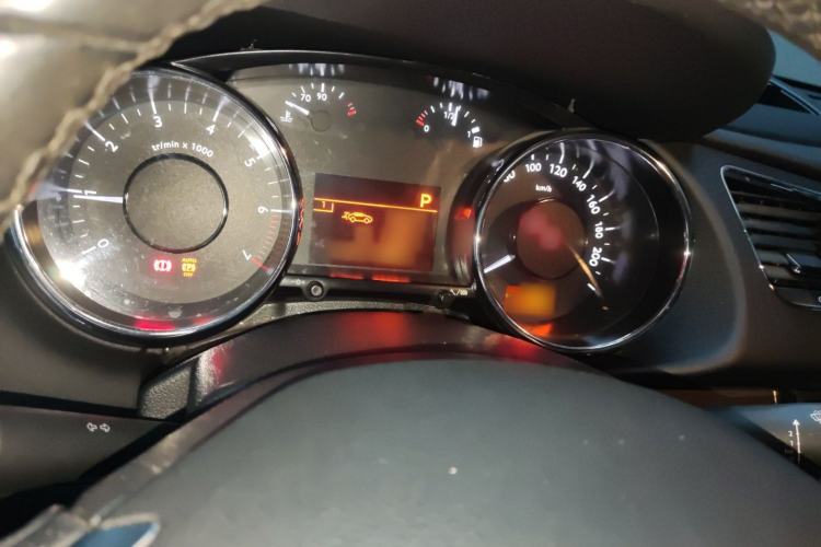 Used Peugeot 3008 2015 2.0L Automatic Trend Edition
