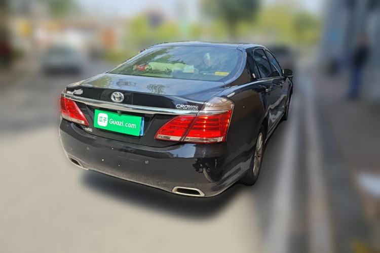 Used Toyota Crown 2012 2.5L Royal Leather Edition
