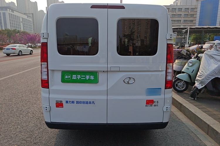 Used Ruichi R5 2025 Model Passenger Vehicle Smart Driving Ultra-Charging Edition, Pioneer Type I