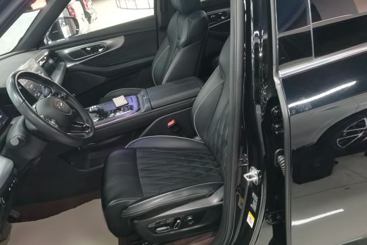 Used GAC Trumpchi GS8 2022 Dual-Engine Series 2.0TM Four-Wheel Drive Prestige Edition (6 Seats) Left Front Seat