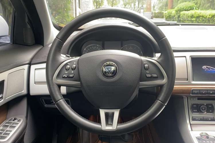 Used Jaguar XF 2015 XF 2.0T Sportbrake Luxury Edition
