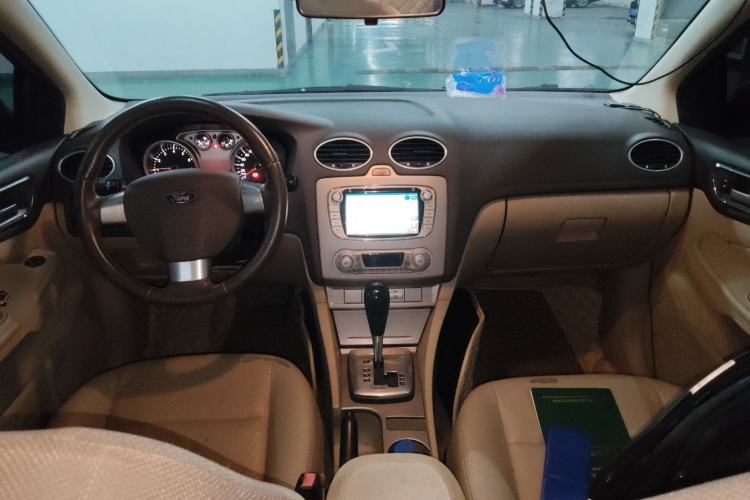 Used Ford Focus 2013 Hatchback Classic 1.8L Automatic Fashion Edition